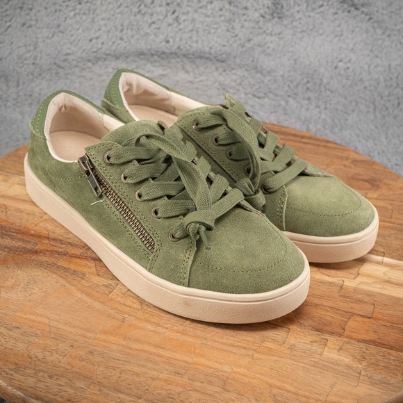 Waco Shoe Shoes - Women's Sz 7 Waco Revitalign Orthotic Leather Low Top Shoe - Green